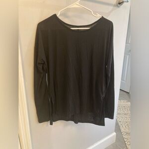 Nike Yoga hi-low long sleeve shirt size medium